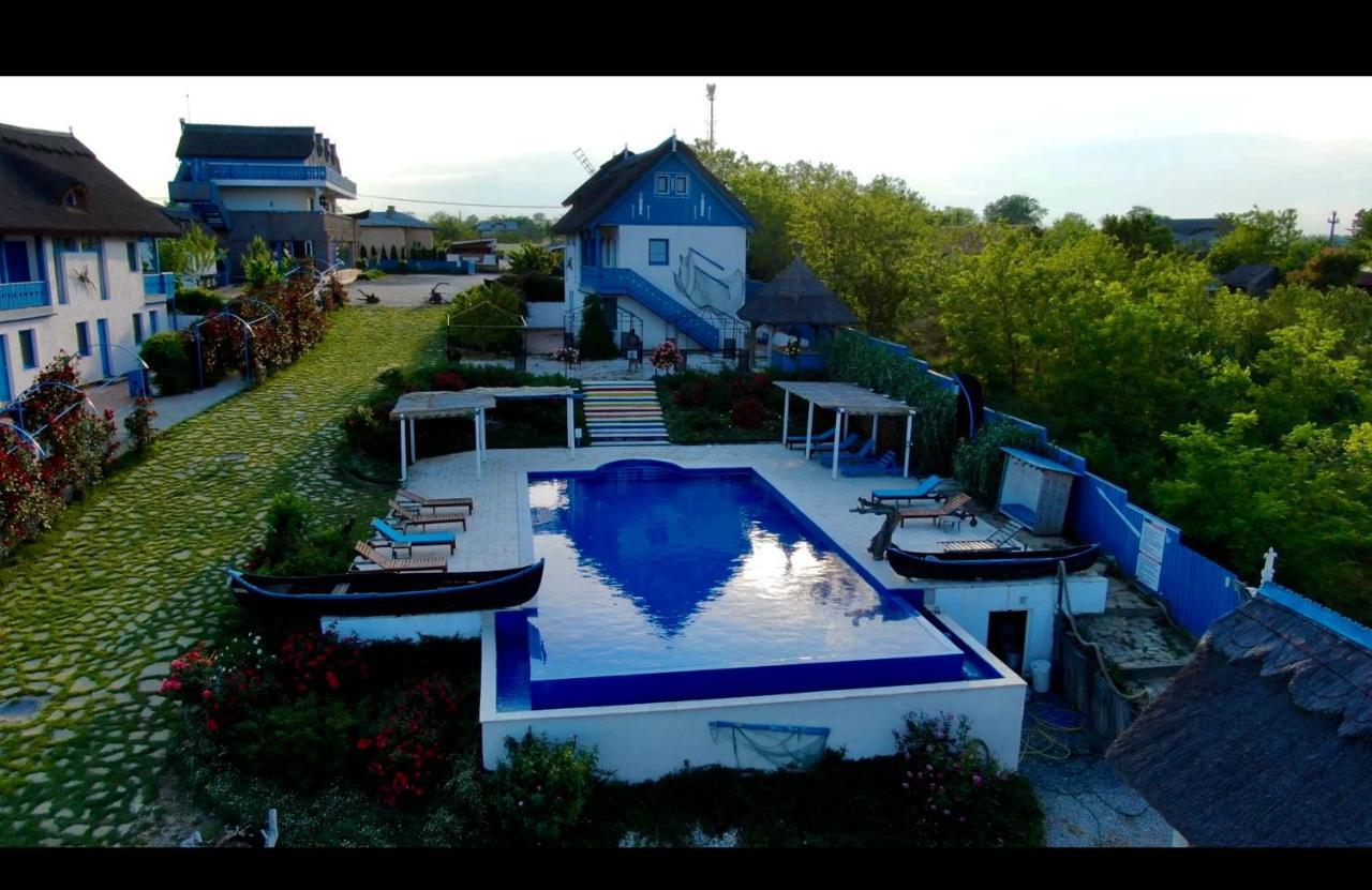 Nena Art Resort Дунавэцу-де-Жос Экстерьер фото