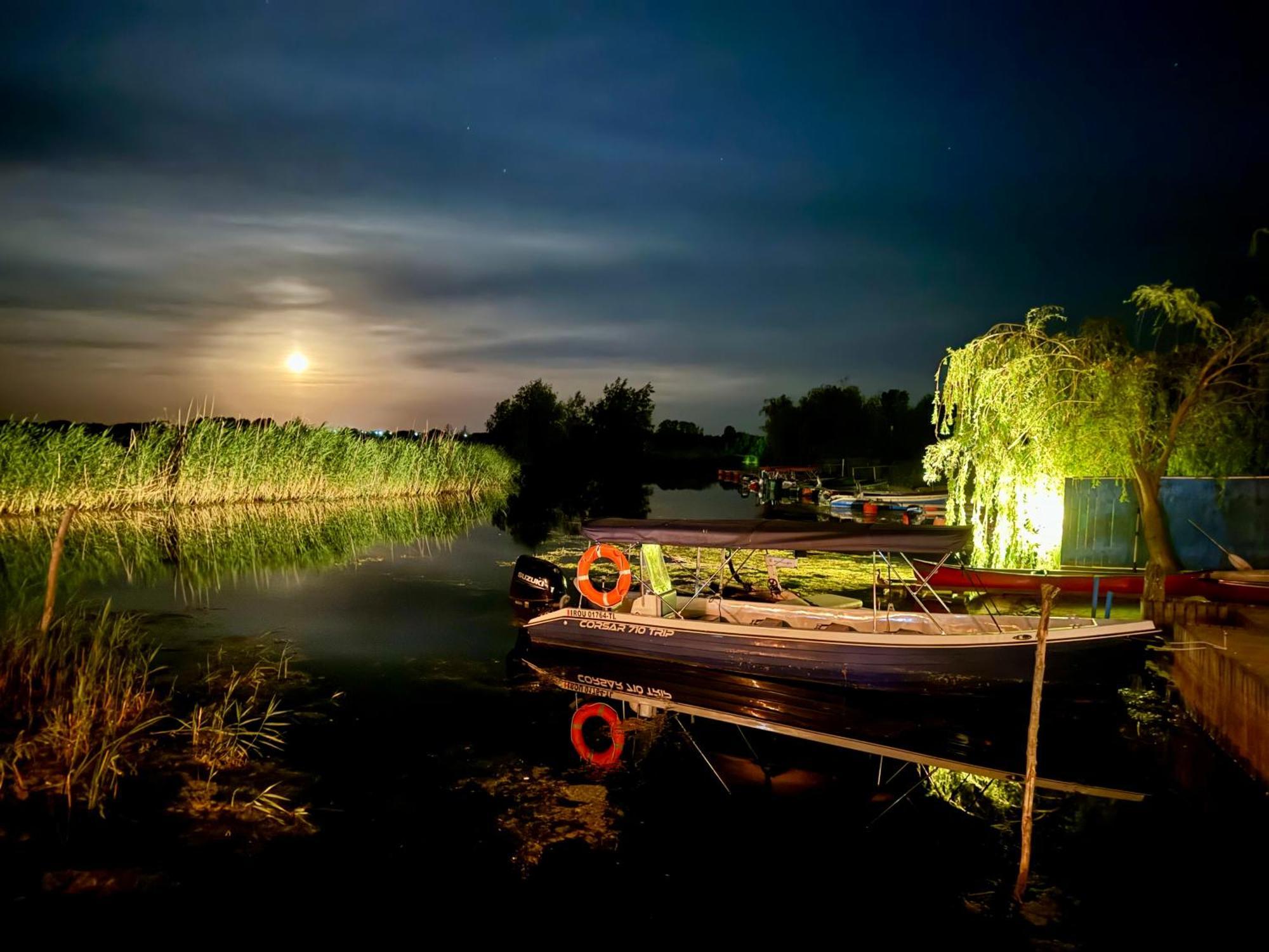 Nena Art Resort Дунавэцу-де-Жос Экстерьер фото